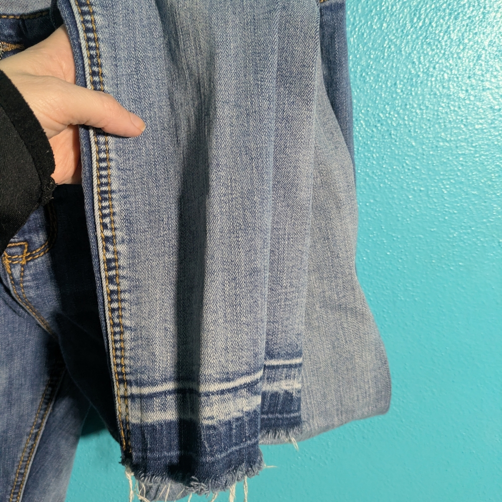 Grace High-Rise Distressed Skinny Jeans - Light Blue - Picture 10 of 12
